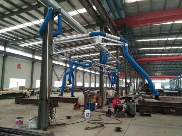 焊煙濾筒除塵器產(chǎn)品結(jié)構(gòu)特點(diǎn)