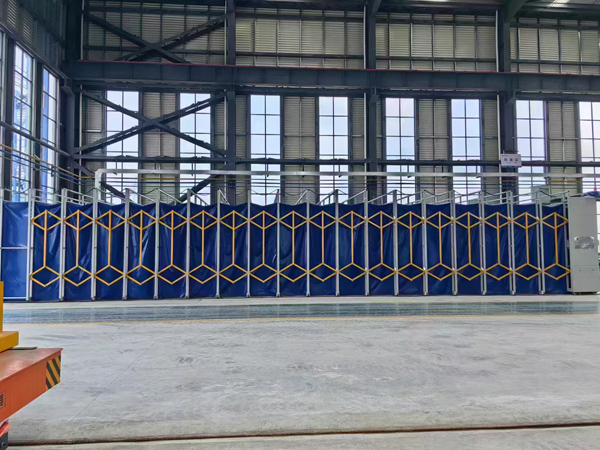 移動(dòng)伸縮式噴漆房